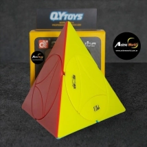 CUBO PIRAMIDE CON CIRCULO TETRAHEDRON (QIYI) 761 (C0091)