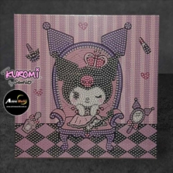 CUADROS PARA PEGAR PIEDRITAS KUROMI #2 (20x20CM) (A0525)