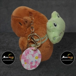 PELUCHE LLAVERO PREMIUM - CARPINCHO-CAPIBARA CON MOCHILA #1 (13CM APROX) (P1342)